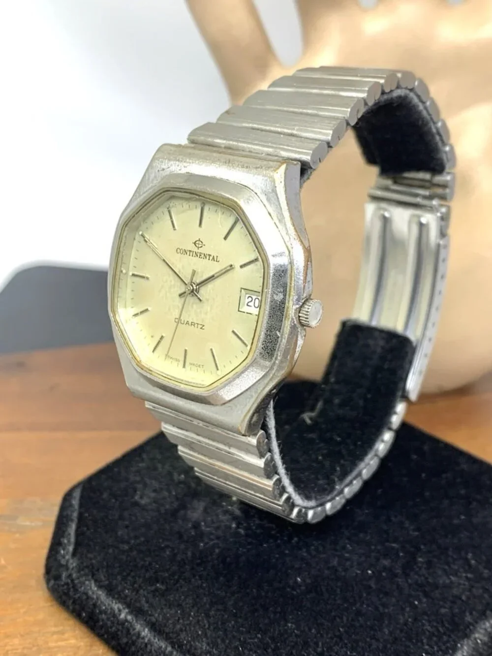 Continental Men's Watch Swiss Quartz Vintage Silver Dial Date Stainless Steel